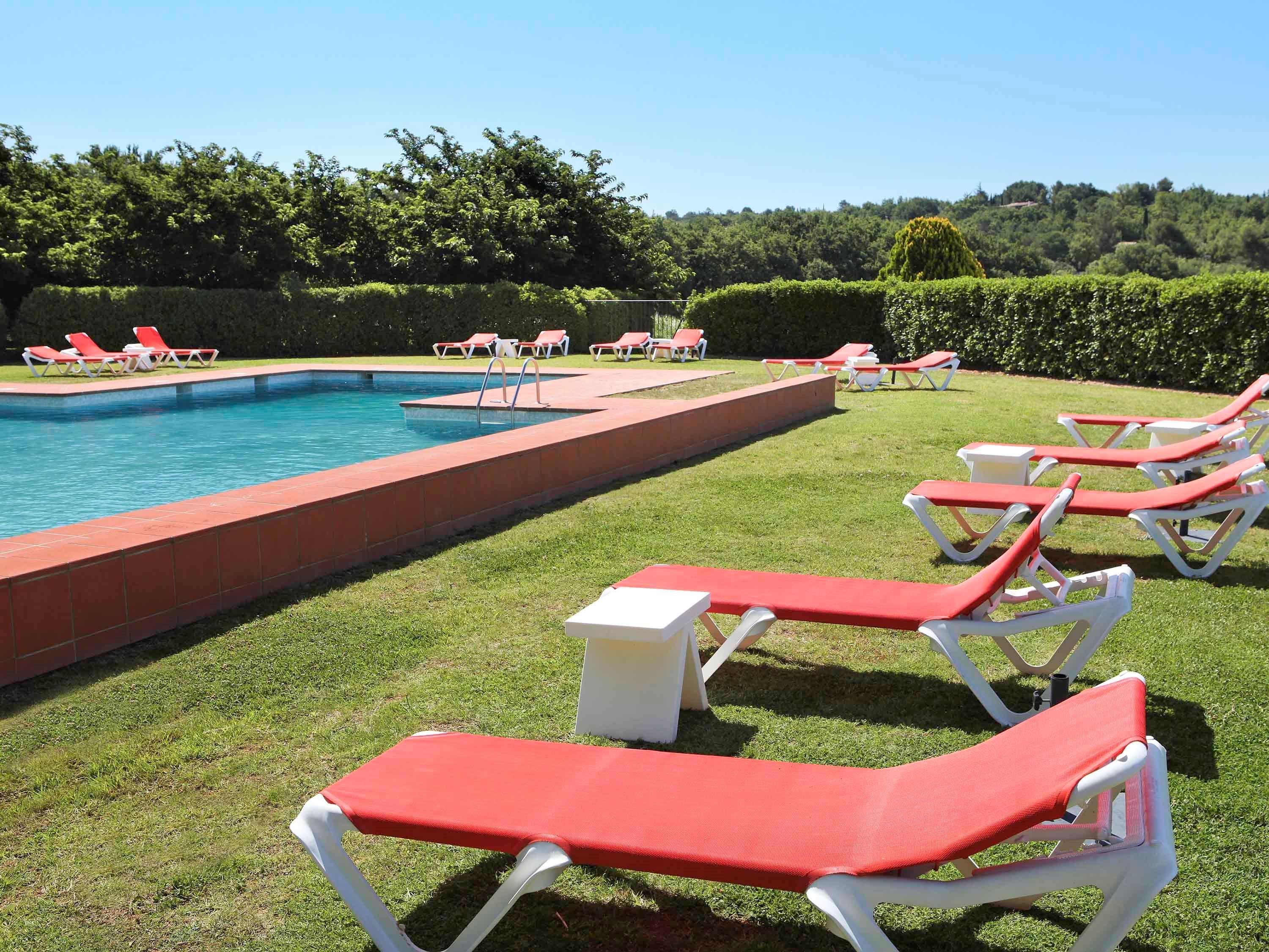 Mercure Aix-En-Provence Sainte-Victoire Châteauneuf-le-Rouge Exterior foto